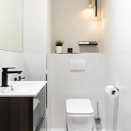 Boutique 60m2 & Garage Apartman *